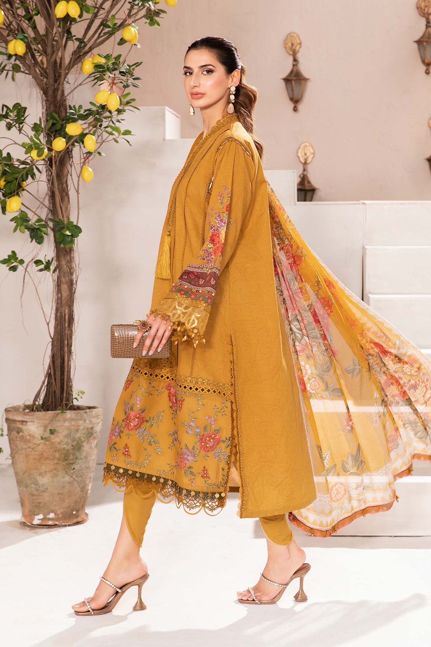 Maria B M.Print Collection 2024 – 3 Piece Unstitched Printed Suit | MPT-2202-A