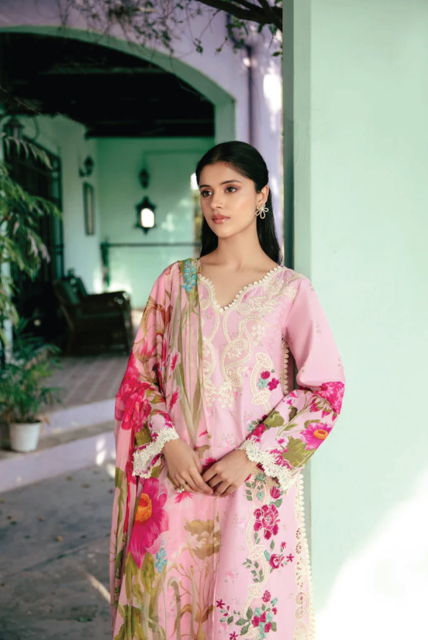 Manara Vintage Flora Unstitched Lawn'25 | VF-05