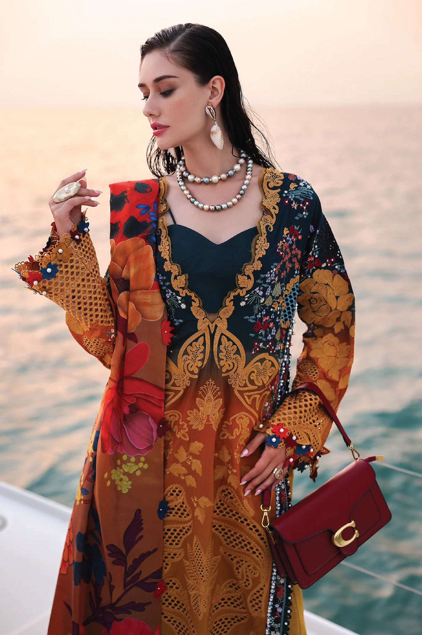 Afrozeh Luxury Lawn Unstitched Collection 25 | HALCY