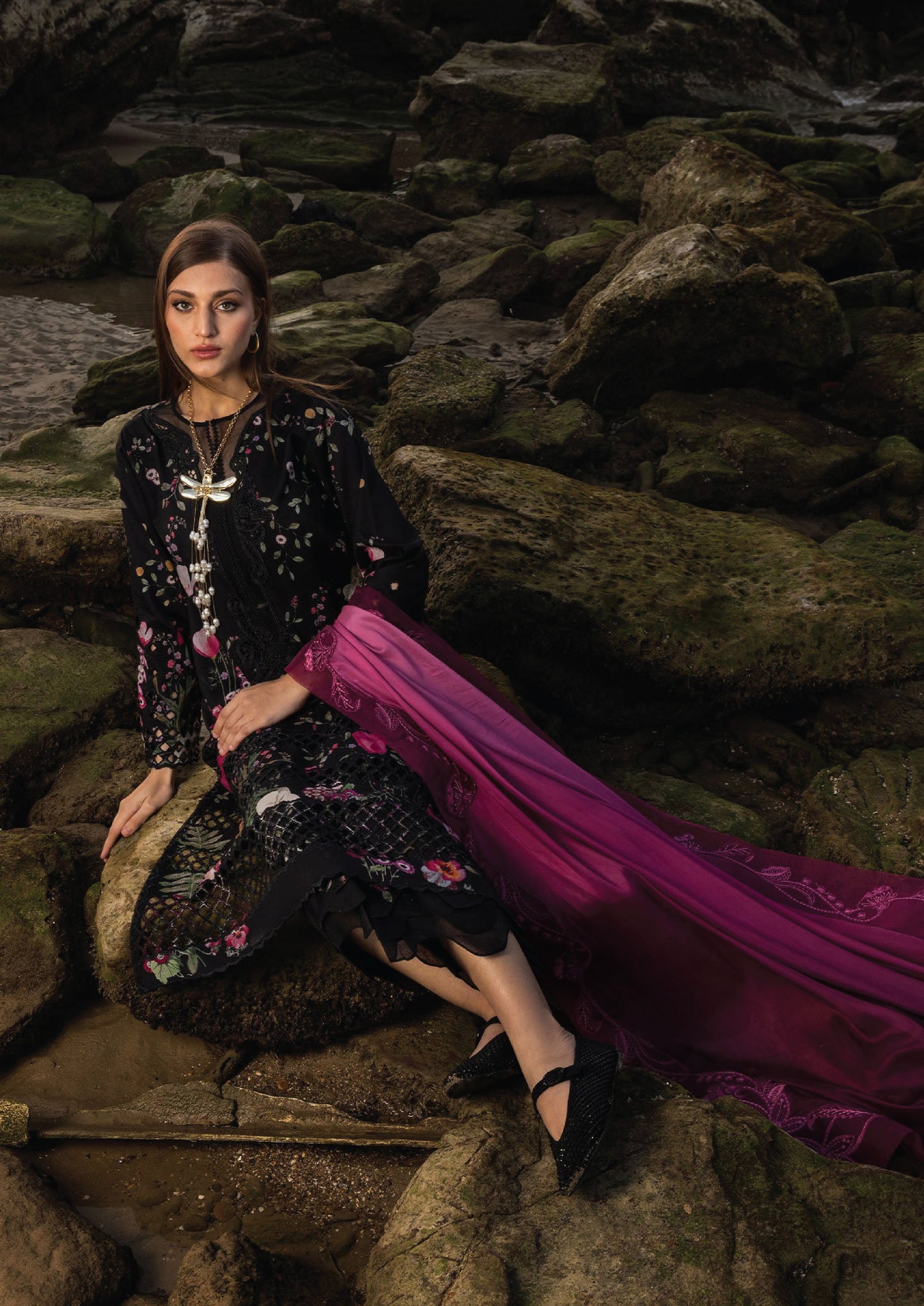 Flow by Crimson Luxury Lawn 25 | MIDNIGHT BLACK