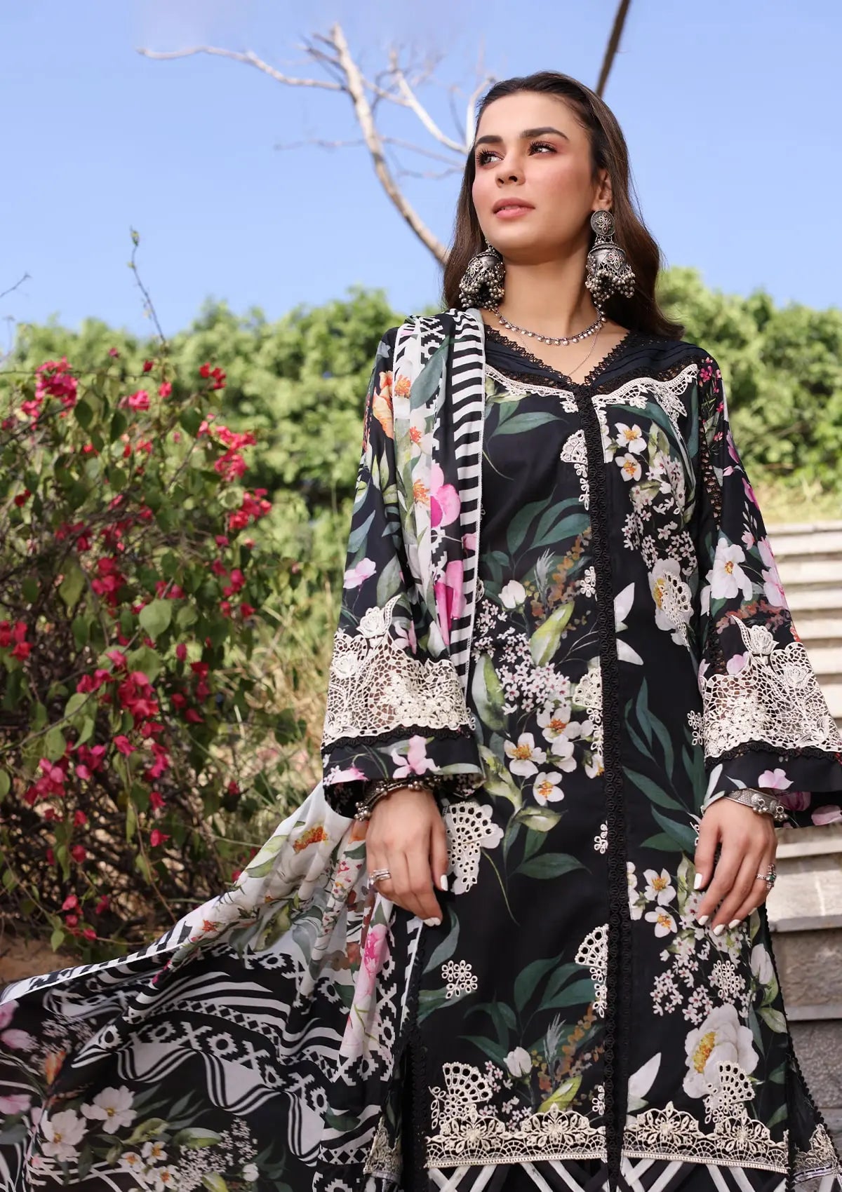 ELAF PRINT CHIKANKARI Collection 2024 – ECK-02A NOIREE