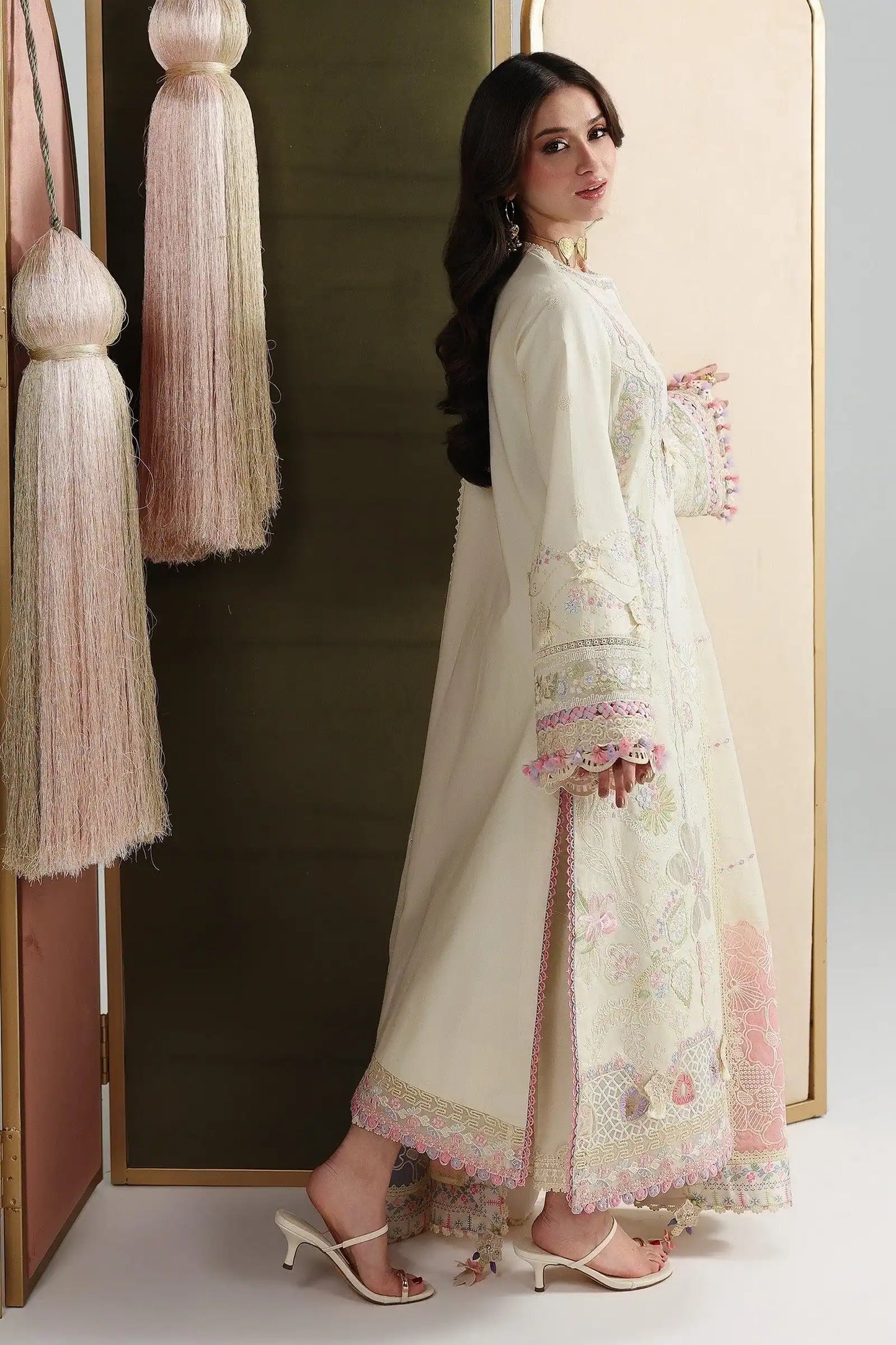 MUSHQ SOLACE OMBRE CHIKANKARI UNSTITCHED - ELMA QFL-01