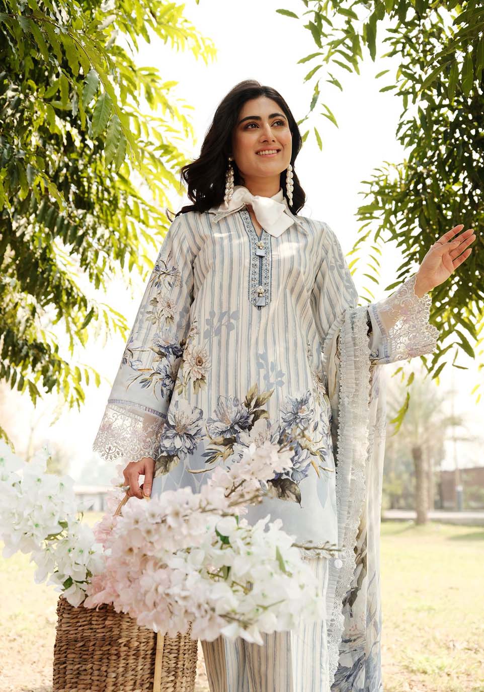 ZARQASH LUXE LAWN UNSTITCHED  Collection 2024 – ZQ 15