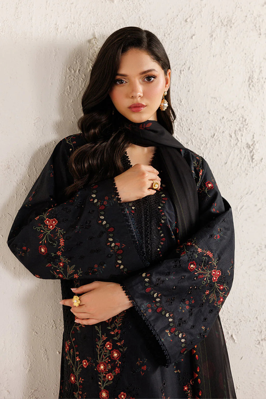 IZNIK FESTIVE LAWN UNSTITCHED '26 - IBE-11