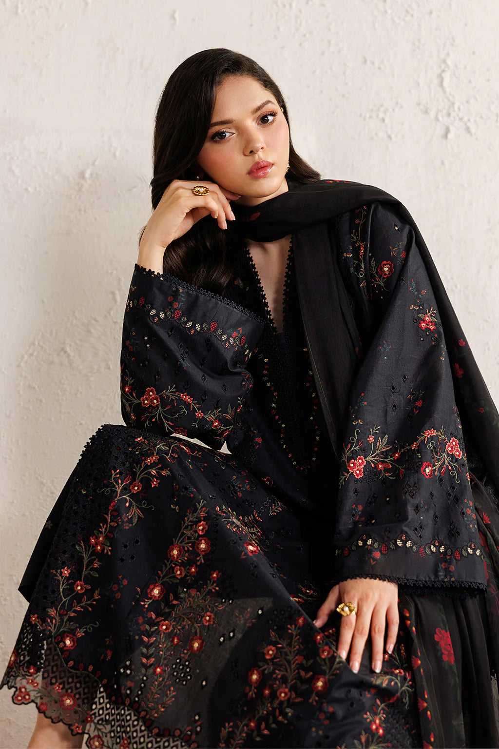 IZNIK FESTIVE LAWN UNSTITCHED '26 - IBE-11