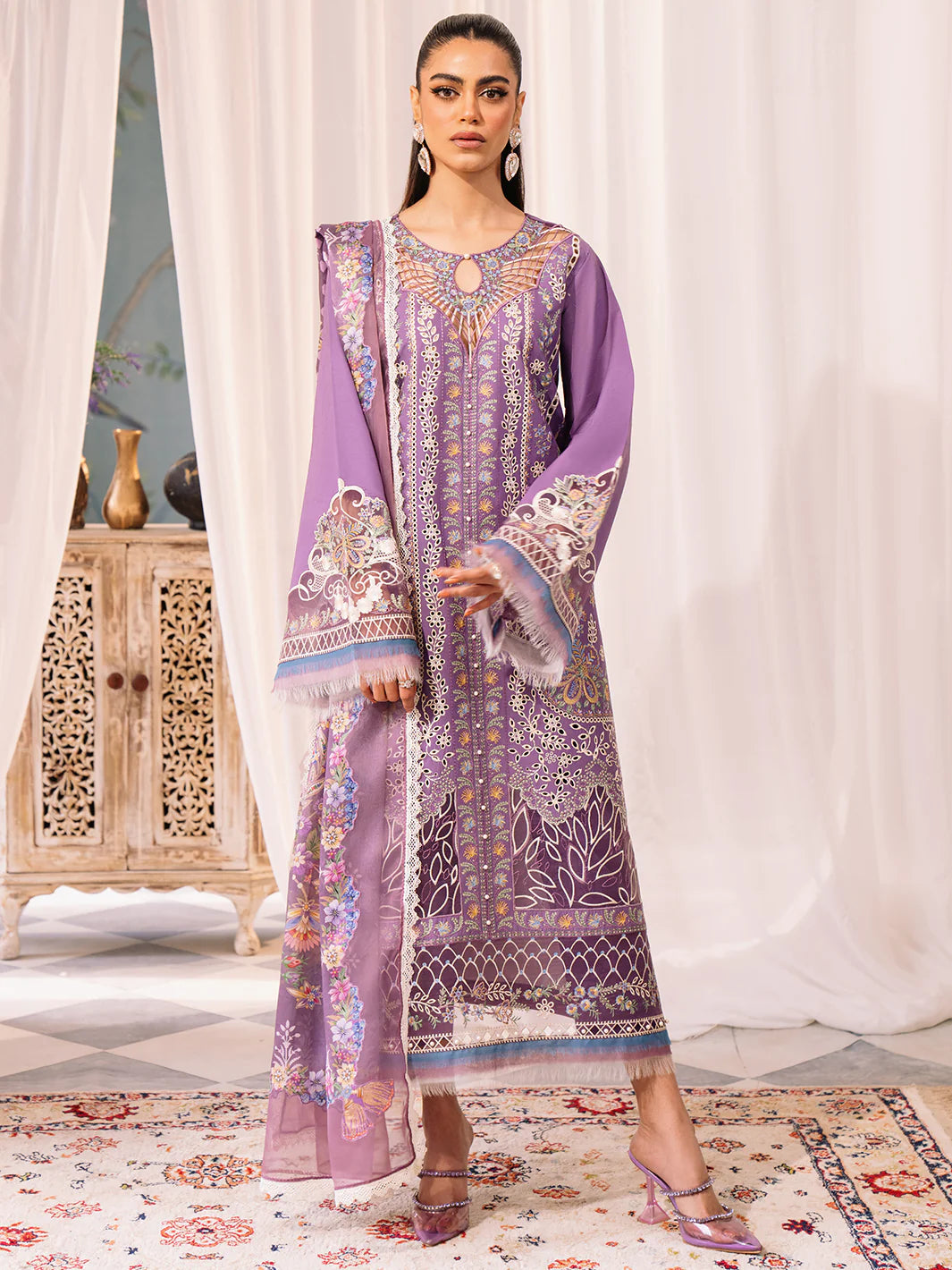 Binilyas Lahira 3PC Lawn Collection 2024 | B - 201