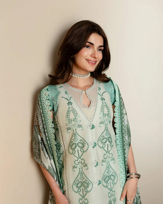 JADE QUEENS COURT UNSTITCHED '26 - ROYELLE AURA (21157)