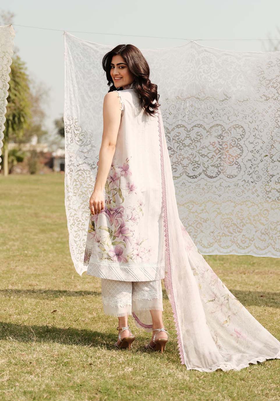 ZARQASH LUXE LAWN UNSTITCHED  Collection 2024 – ZQ 3