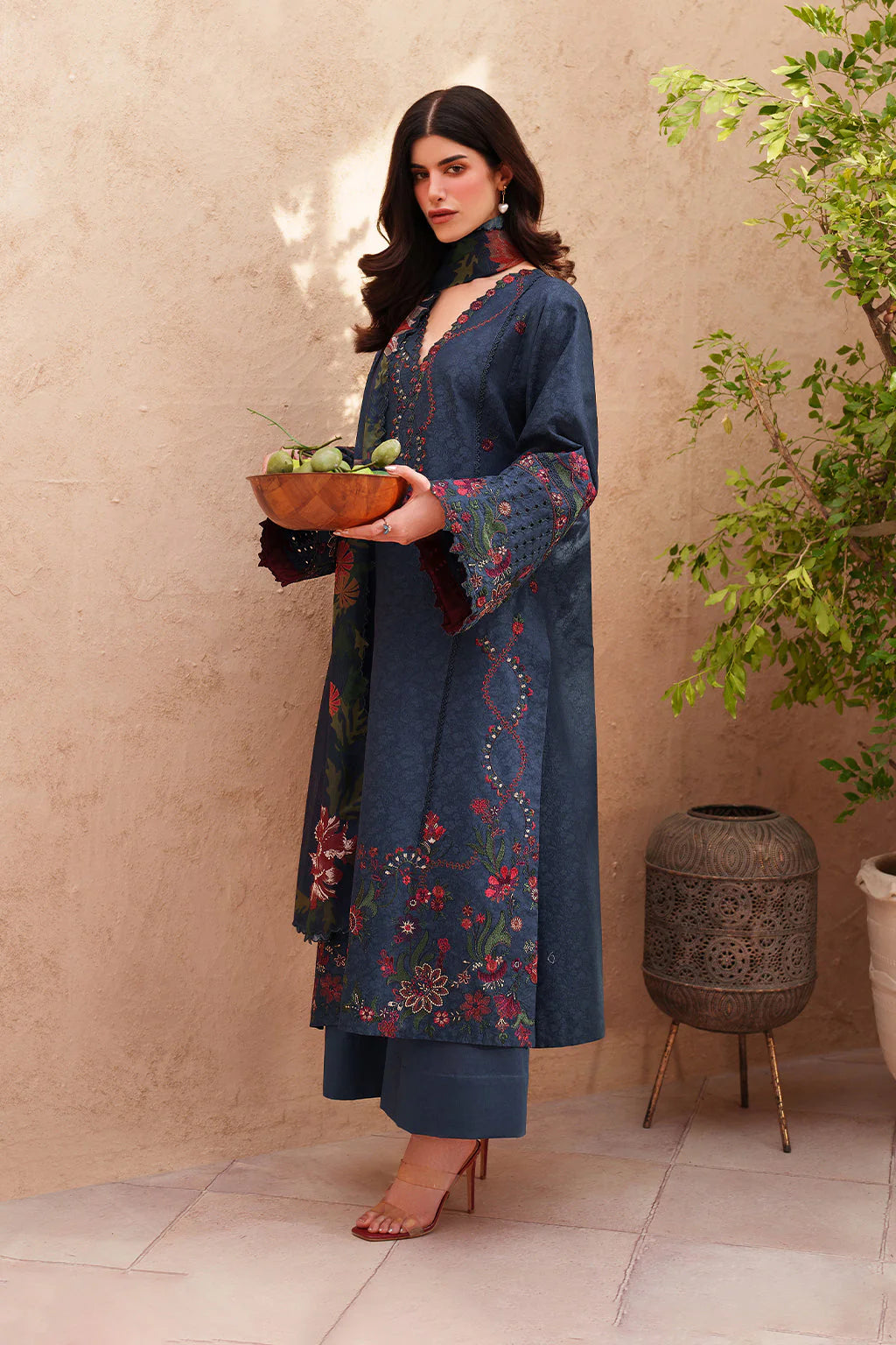IZNIK EID LAWN UNSTITCHED'26 | EL-01