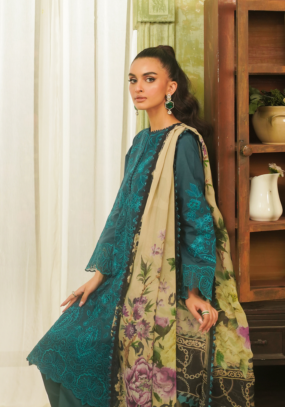 ZARQASH TRESOR LUXURY LAWN 24
 Collection 2024 – ZQT 0011 DINA