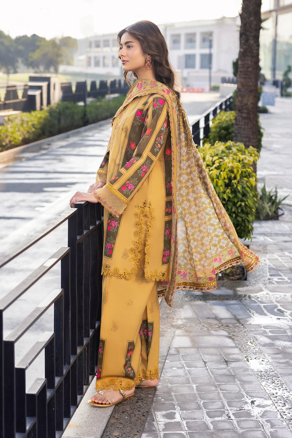 ANIQ BY CHARIZMA VOL-1 UNSTITCHED'26| AN6-03