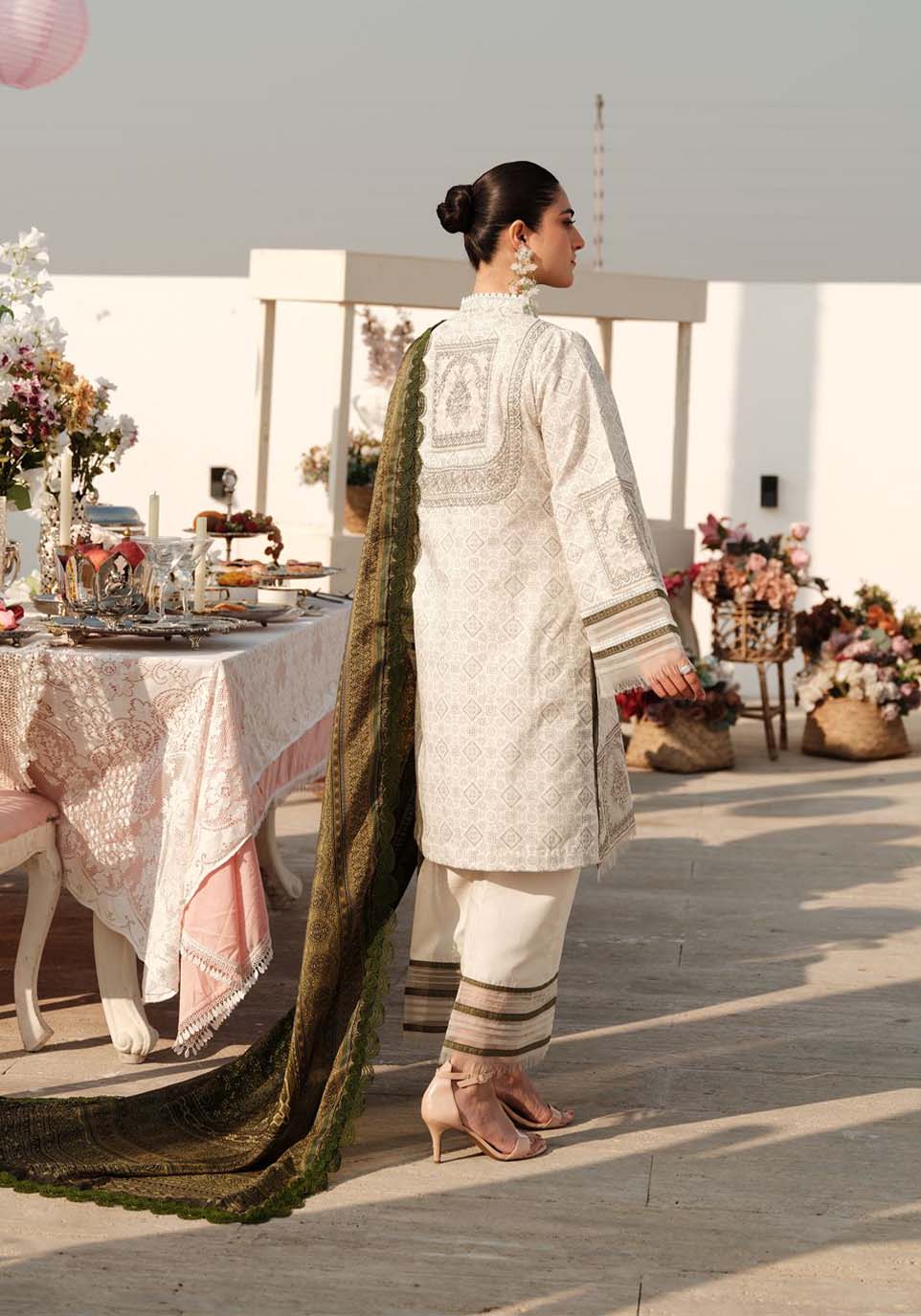 ZARQASH LUXE LAWN UNSTITCHED Collection 2024 – ZQ 9