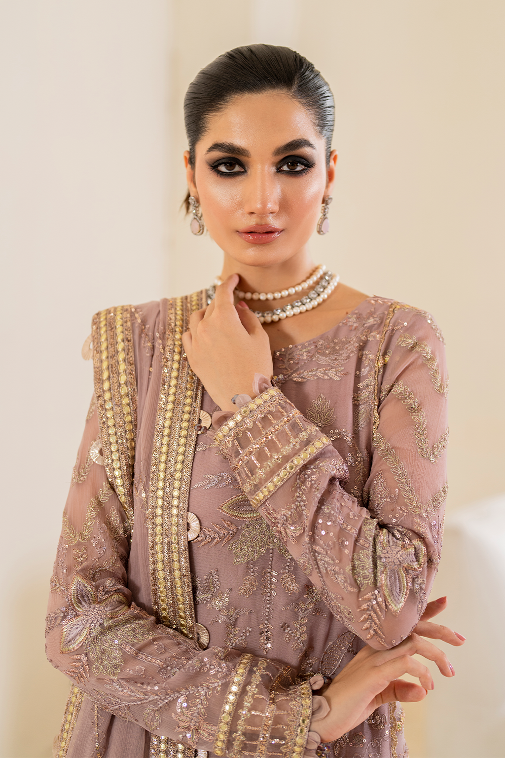 Iznik Formal Wear Collection 2024 – CC-48 Embroidered Chiffon