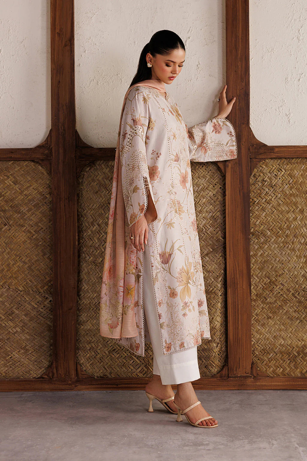 IZNIK FESTIVE LAWN UNSTITCHED '26 - IBE-05