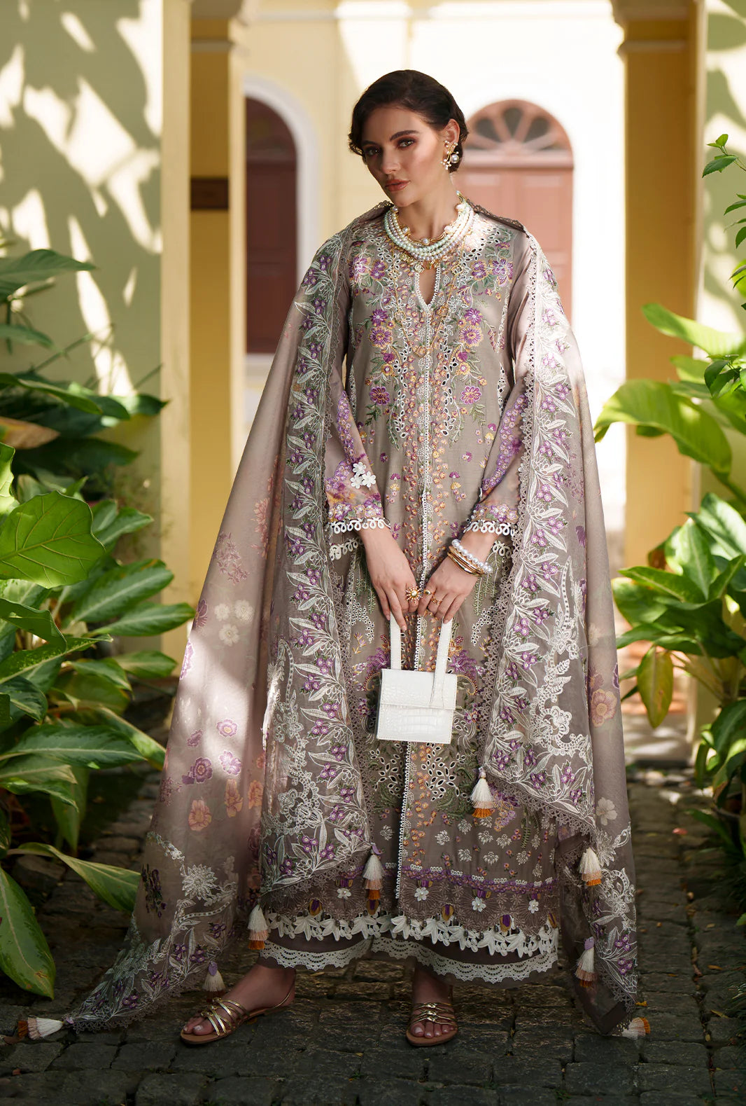 EVARA LUXURY LAWN BY AJR UNSTITCHED'26 | Veya