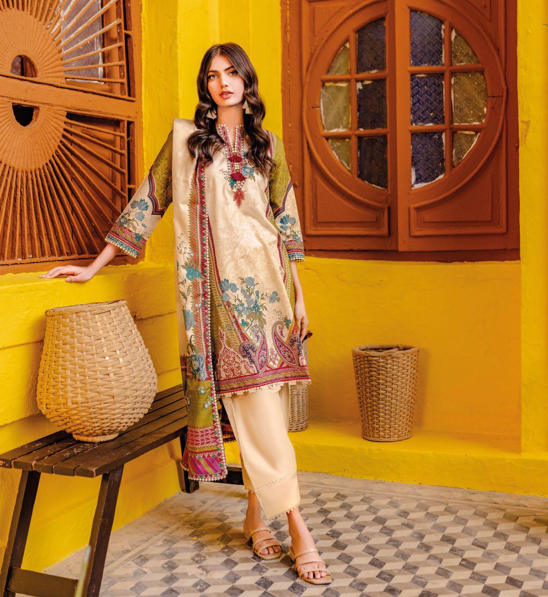 Gul Ahmed Lawn 2024 | Essential | CL-42133