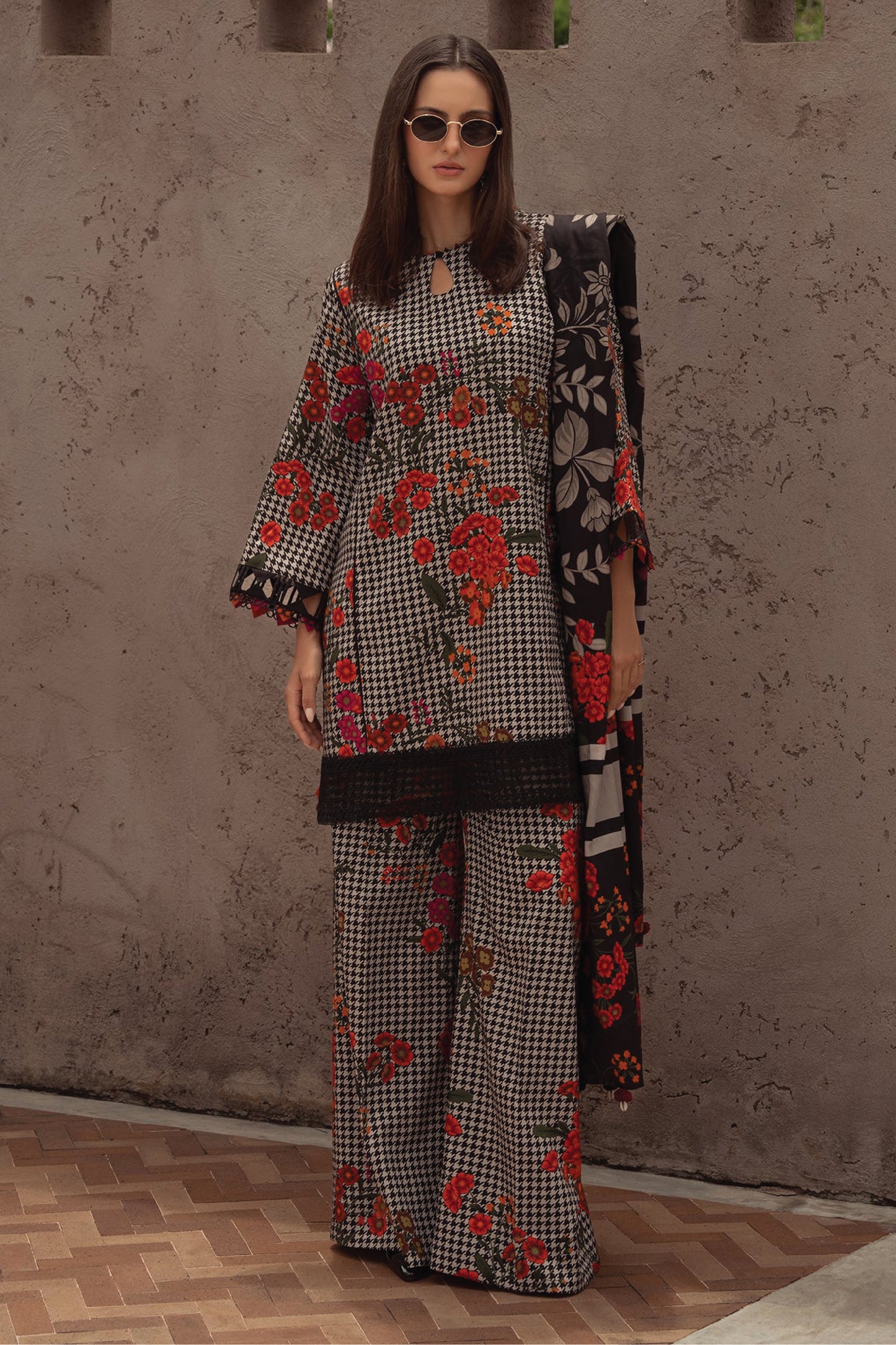 CHARIZMA C PRINT UNSTITCHED LINEN V1 COLLECTION'26| D4
