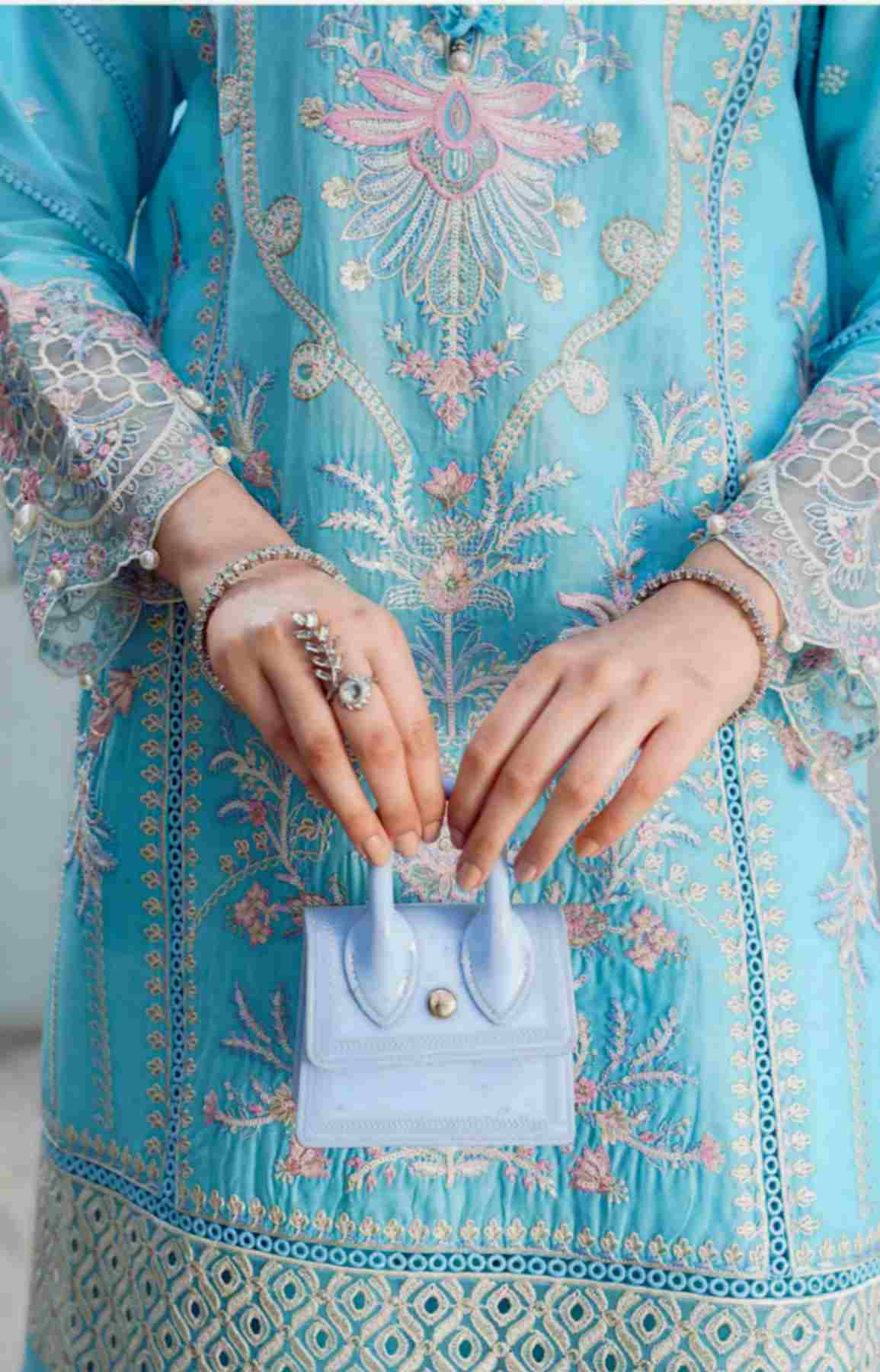 Inaayat Festive Lawn Collection D 01 | Blue Primrose | IBAAS Online