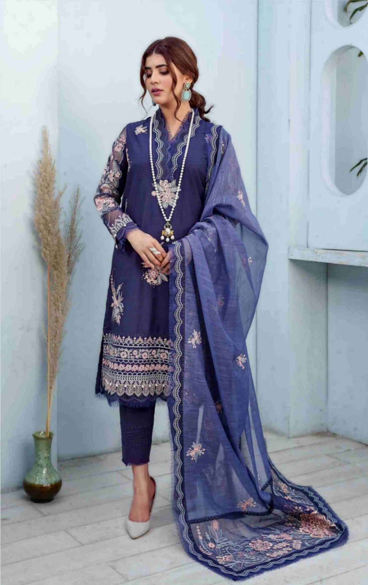 Inaayat Festive Lawn Collection D 04 | Orchid | IBAAS Online