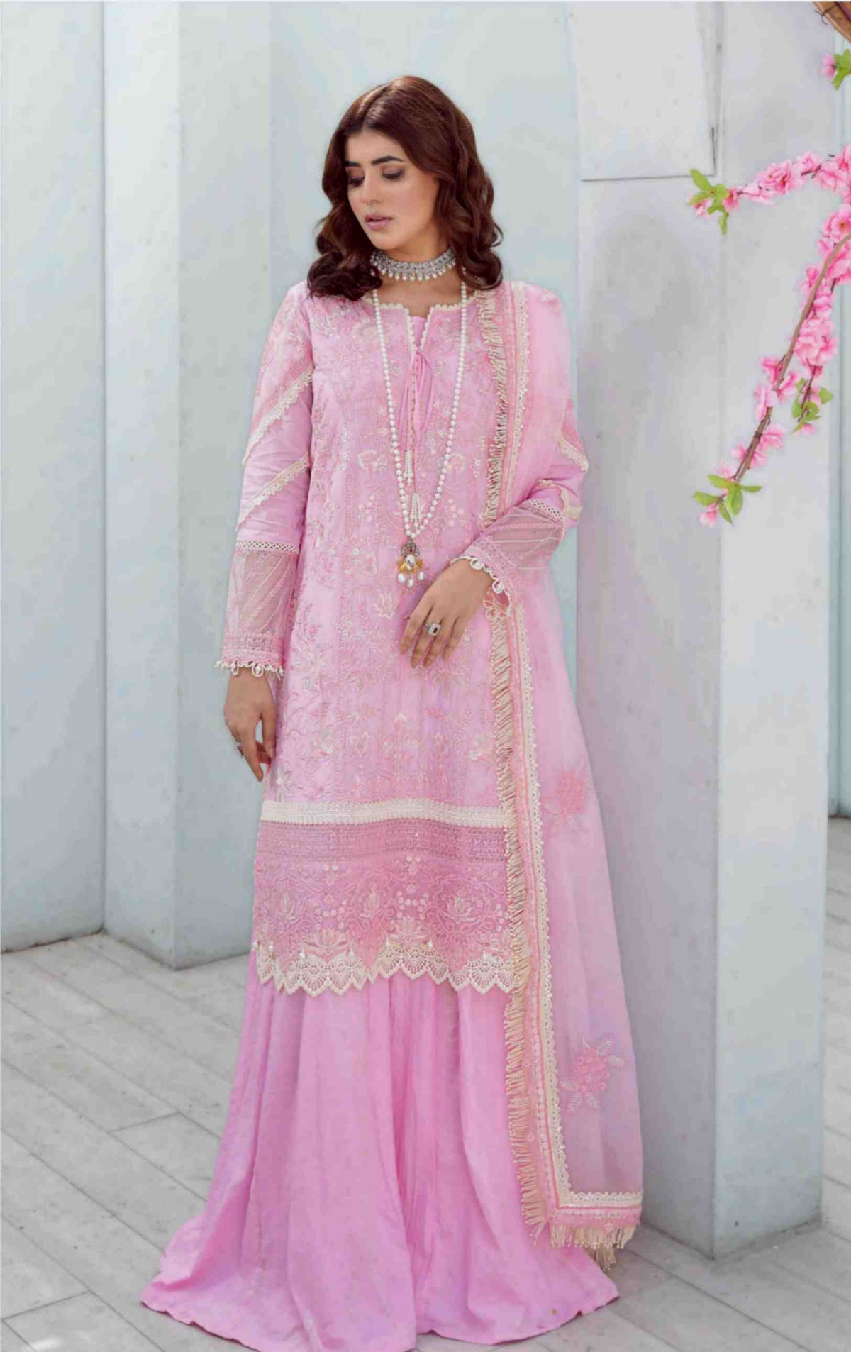 Inaayat Festive Lawn Collection D 08 | Lilly | IBAAS Online