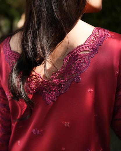 A MOI LUXURY LAWN BY MUSHQ UNSTITCHED'26 | Falling Petals