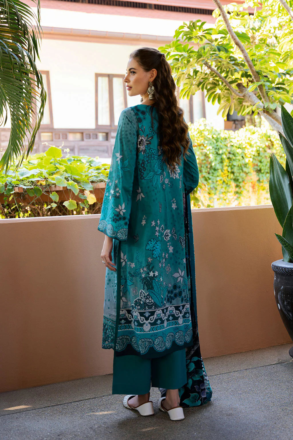 Ramsha Ghazal Luxury Lawn Vol 03 2025 - G-302