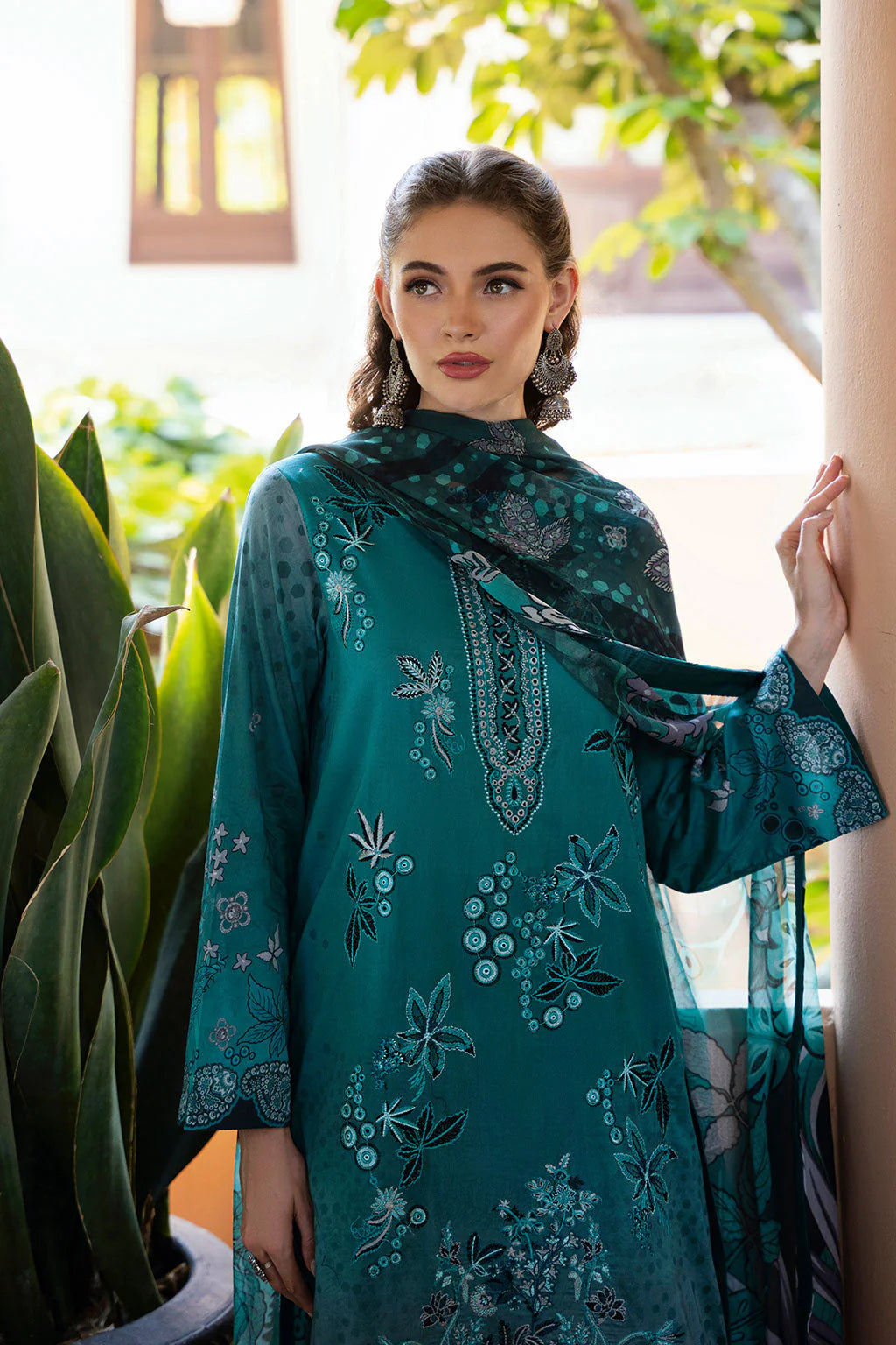 Ramsha Ghazal Luxury Lawn Vol 03 2025 - G-302