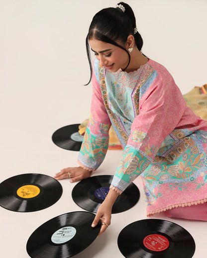 ROHEENAZ ROSETTE UNSTITCHED COLLECTION'26 | Golden Hour