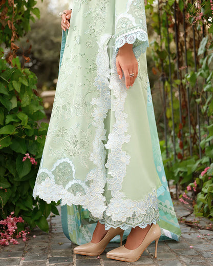 A MOI LUXURY LAWN BY MUSHQ UNSTITCHED'26 | Love Escape