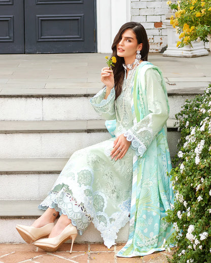 A MOI LUXURY LAWN BY MUSHQ UNSTITCHED'26 | Love Escape