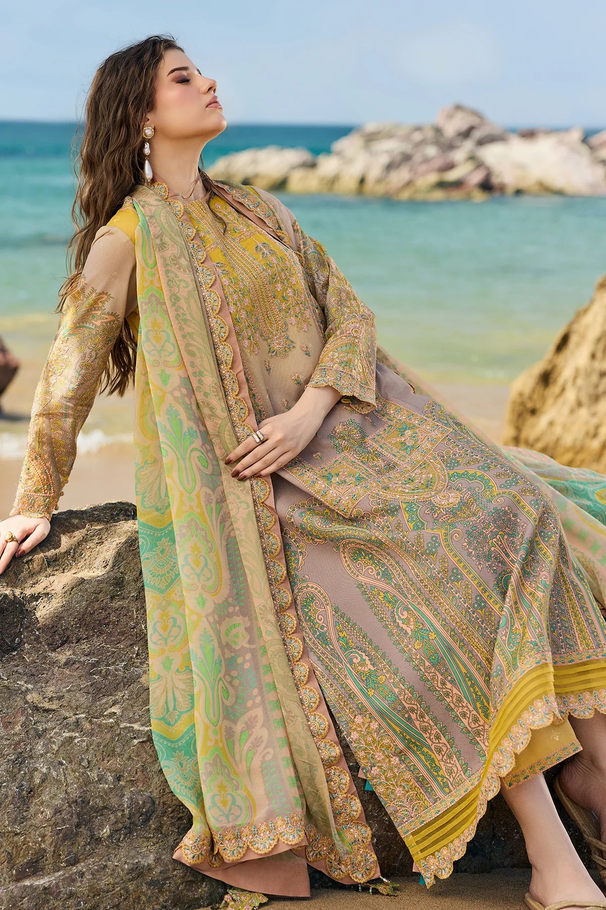 CHARIZMA SWISSMISS UNSTITCHED'26 | CSM6-01