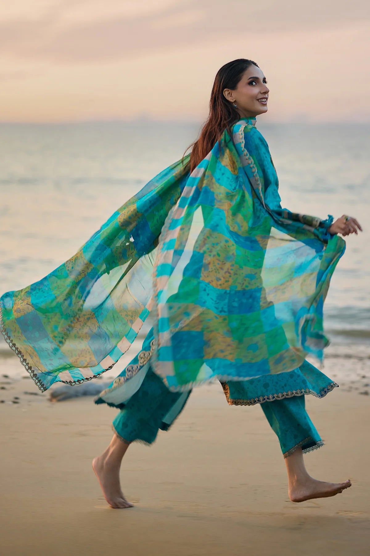 CHARIZMA SWISSMISS UNSTITCHED'26 | CSM6-05