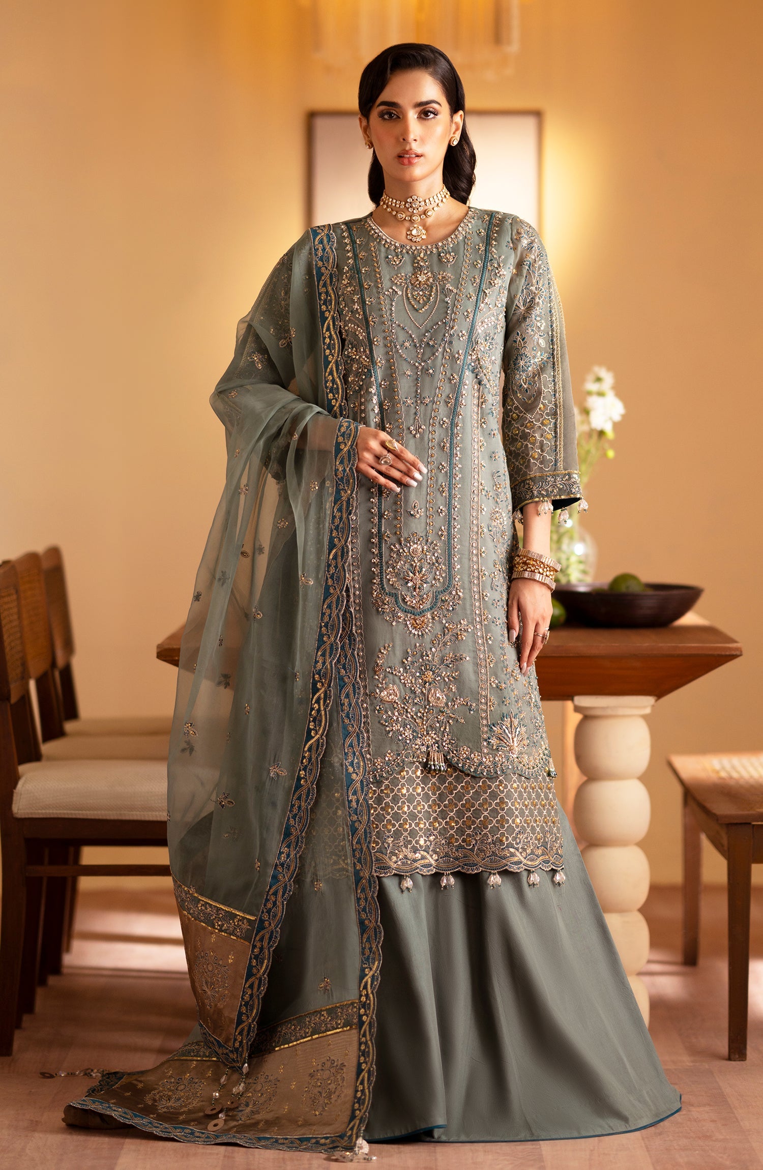 Emaan Adeel Romansiyyah Luxury Formals' Collection 2024 – Roheen