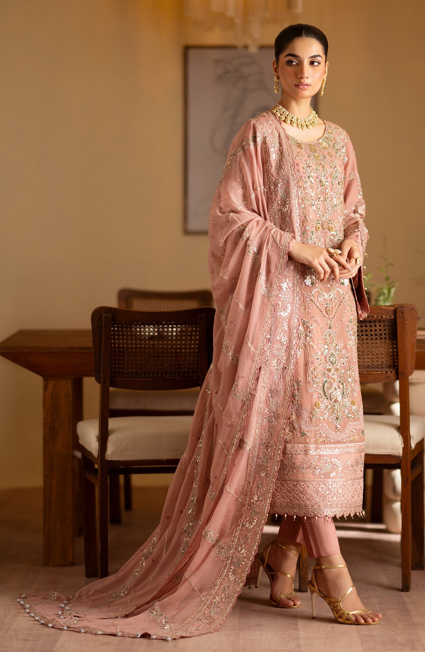 Emaan Adeel Romansiyyah Luxury Formals' Collection 2024 – Saleha