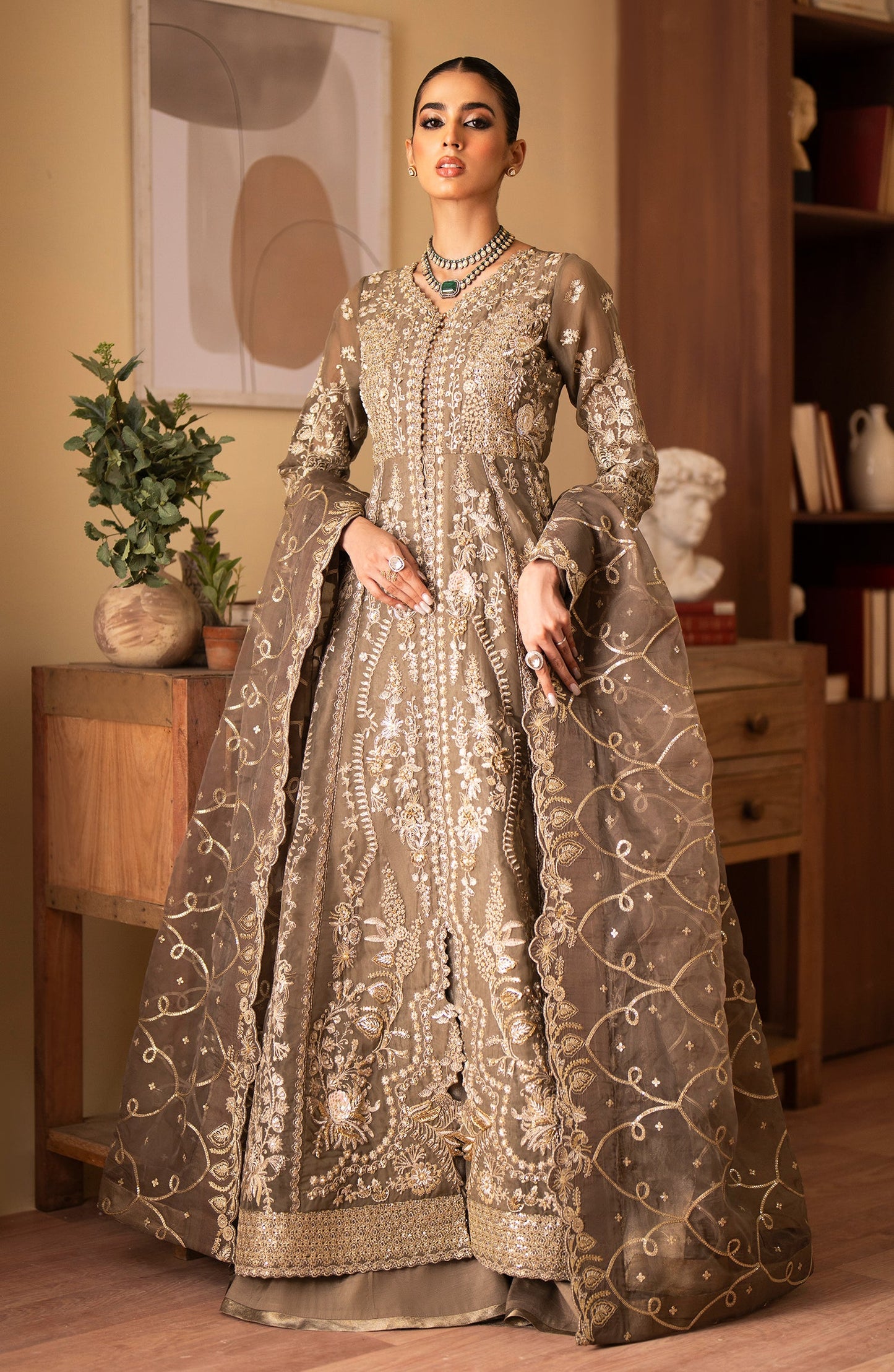 Emaan Adeel Romansiyyah Luxury Formals' Collection 2024 – Yesra