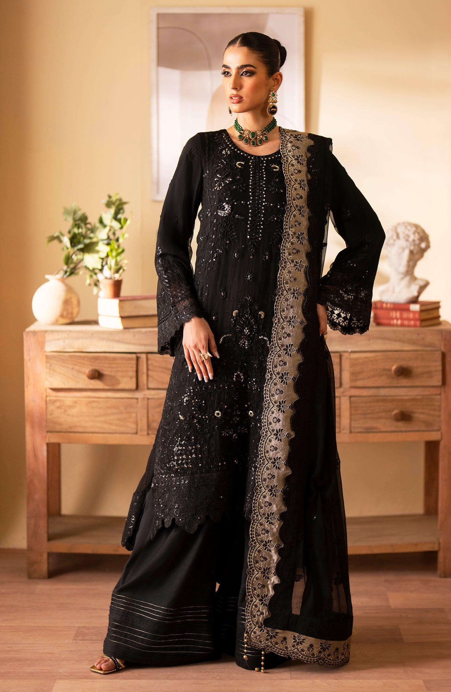 Emaan Adeel Romansiyyah Luxury Formals' Collection 2024 – Rehani