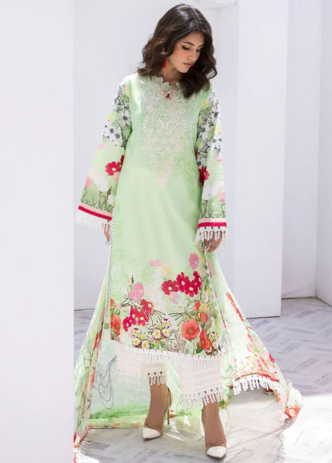 Roheenaz by Mushq Spring Summer Lawn Jungle Jive