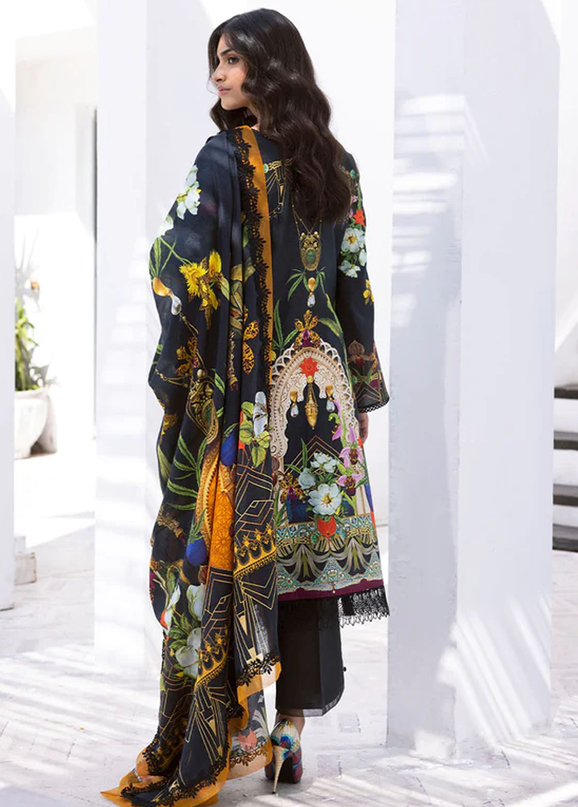 Roheenaz by Mushq Spring Summer Lawn Palm Front