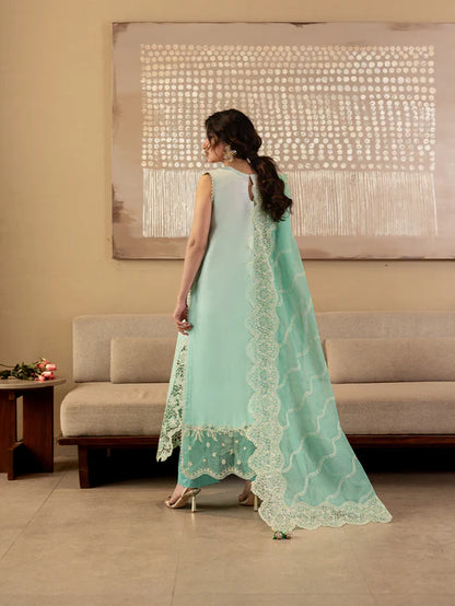 SIRENE BY MAHNUR UNSTITCHED'26 | S-08