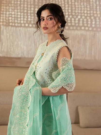 SIRENE BY MAHNUR UNSTITCHED'26 | S-08