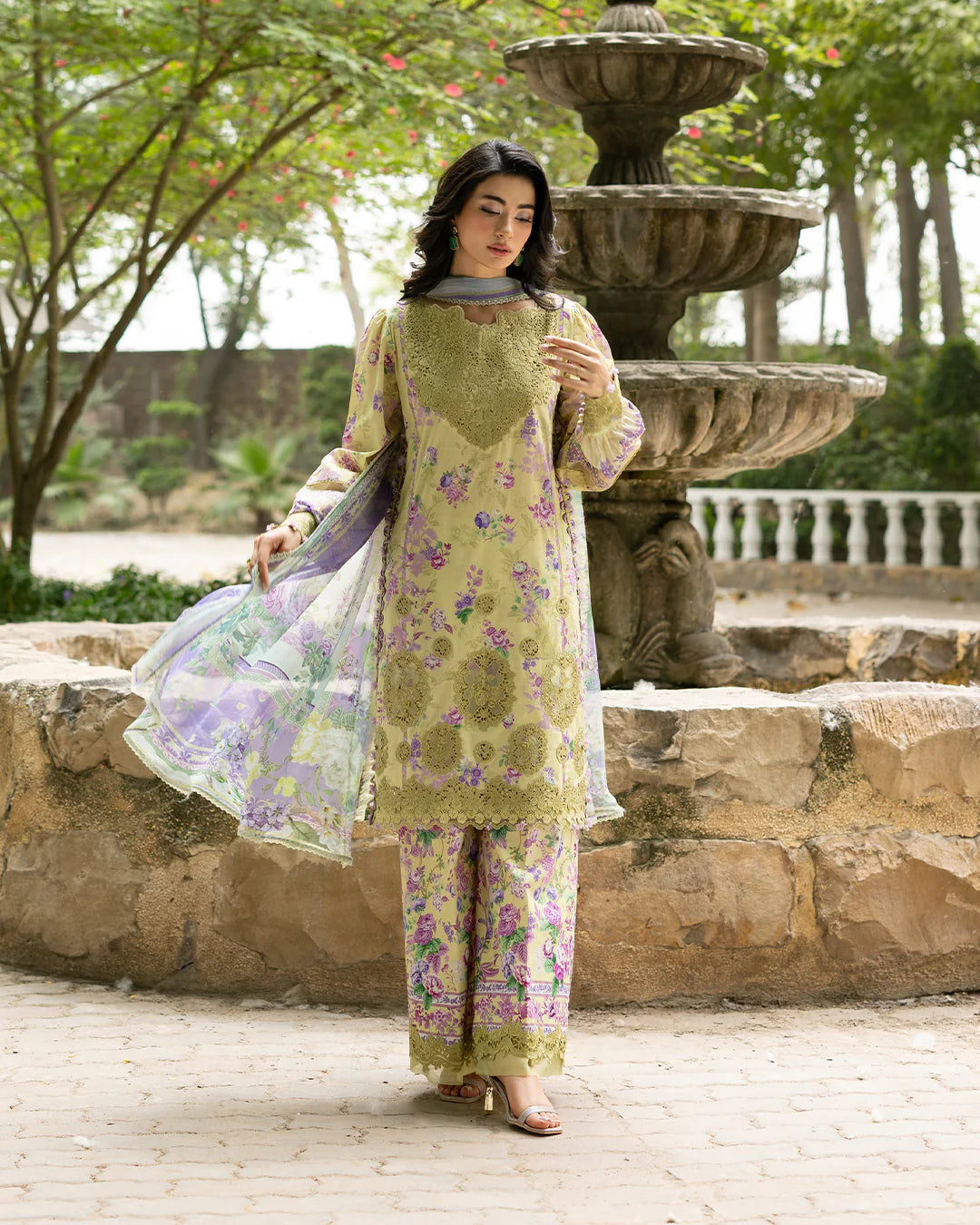 ELAF PREMIUM SIGNATURE UNSTITCHED '26 - OLIVIA (ESG-8A)