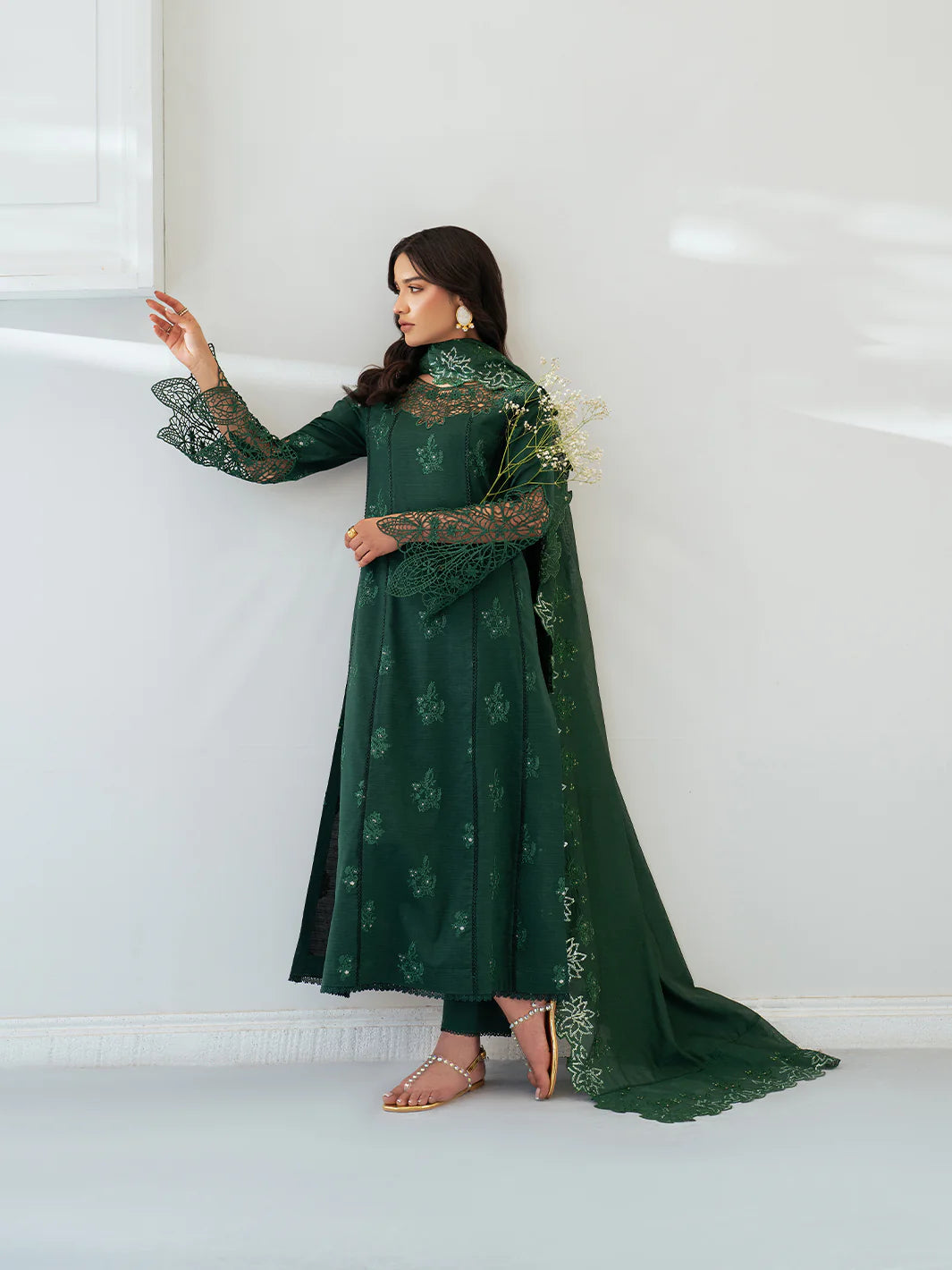 SERA BY MAHNUR UNSTITCHED'26 | D2