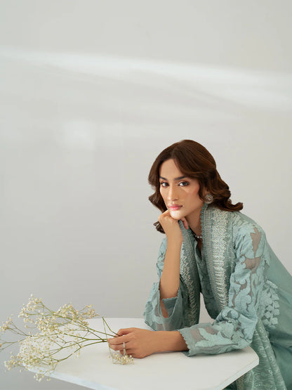 SERA BY MAHNUR UNSTITCHED'26 | D3