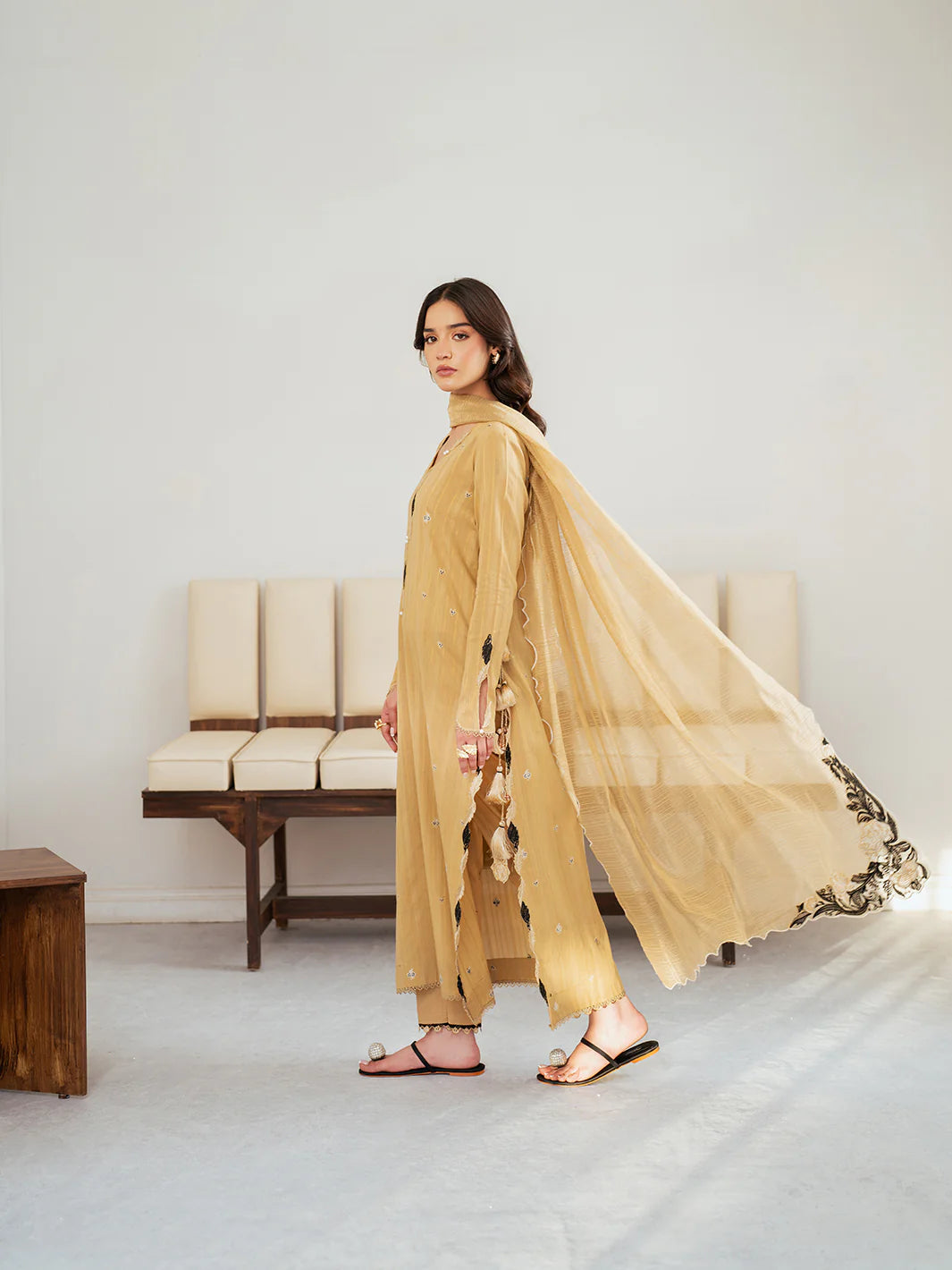 SERA BY MAHNUR UNSTITCHED'26 | D4
