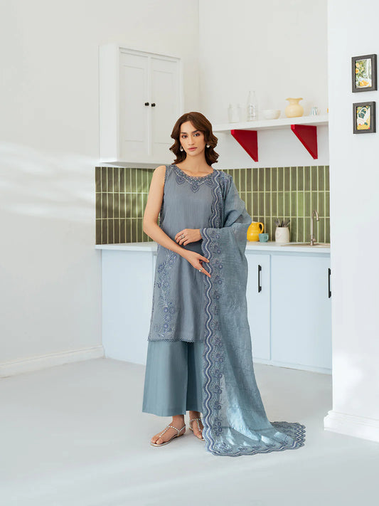 SERA BY MAHNUR UNSTITCHED'26 | D6