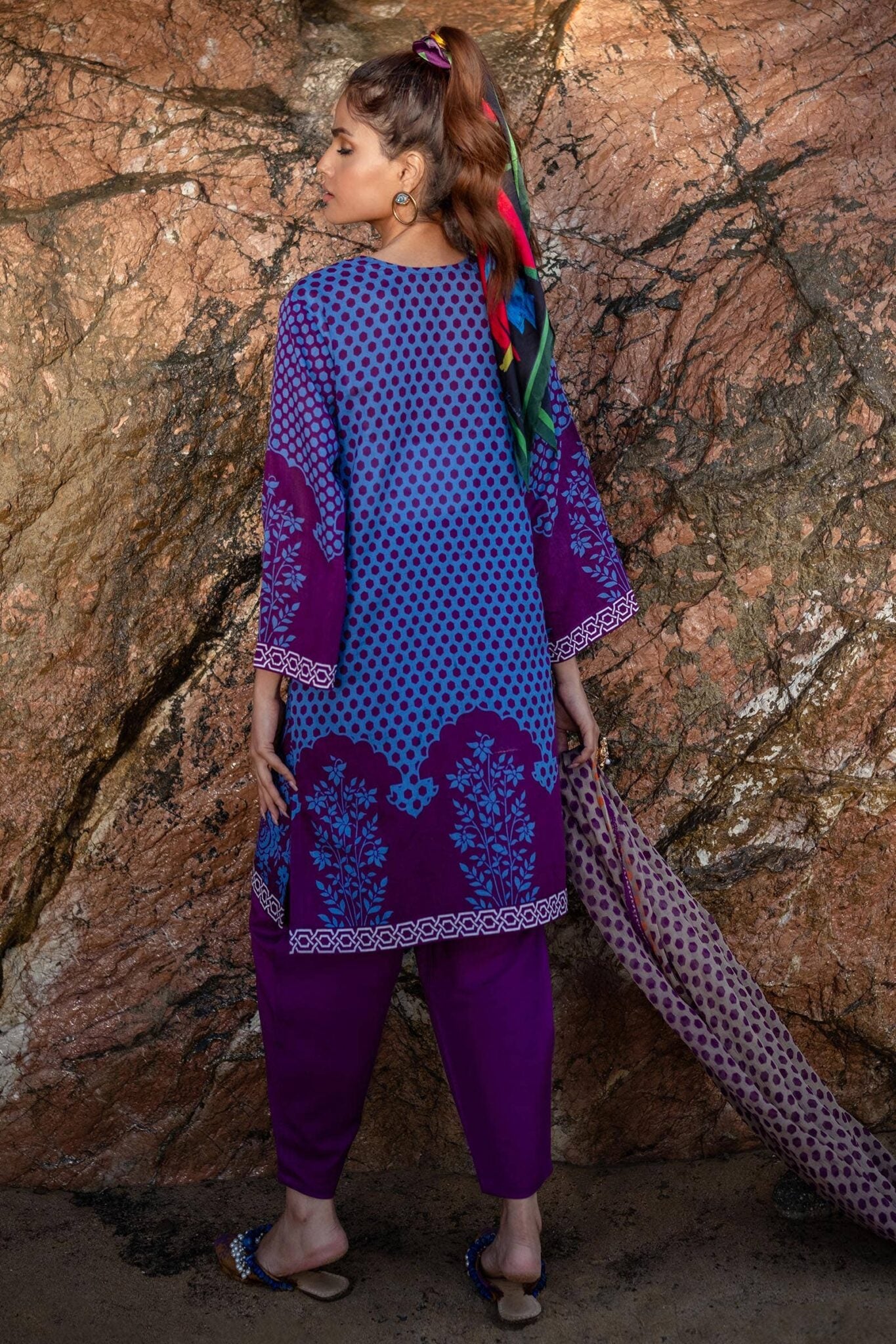 Sana Safinaz Mahay Lawn 2024 | SS-010B