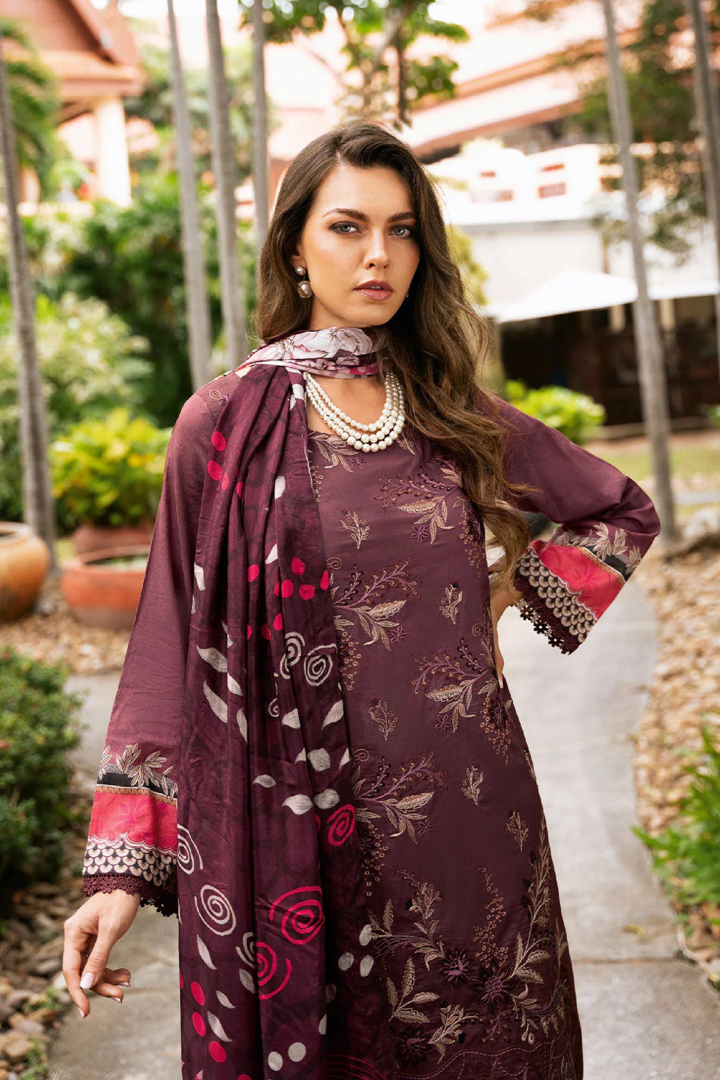 Riwayat Luxury Lawn Vol-11 | Y-1102