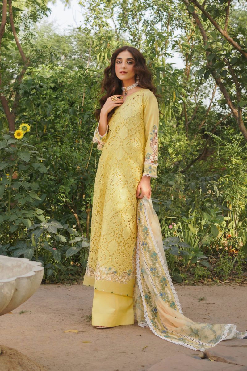 Manara LUXURY LAWN Collection 2024 – Nehal