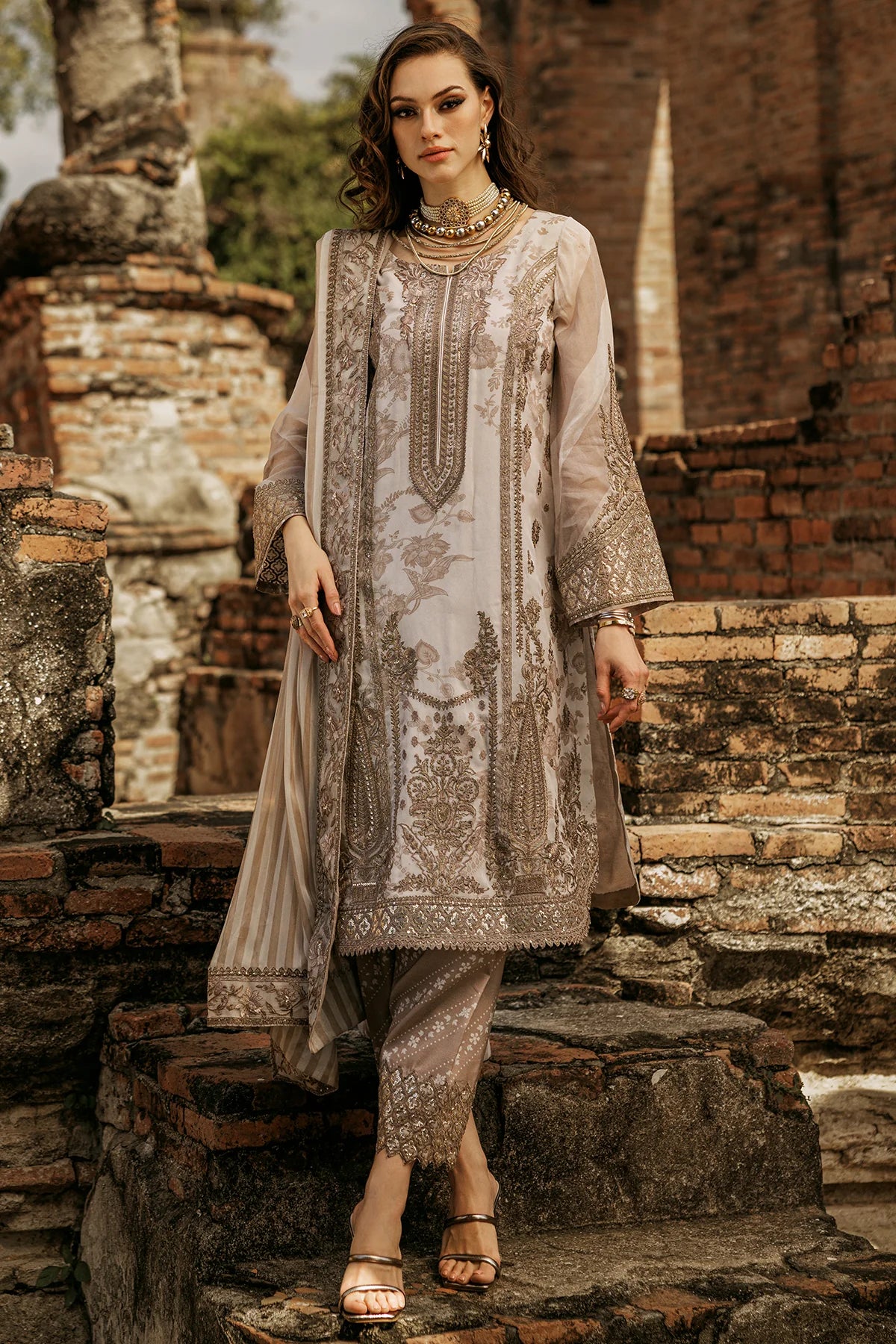 3-PC Unstitched Luxury Chiffon Collection VSL25-06